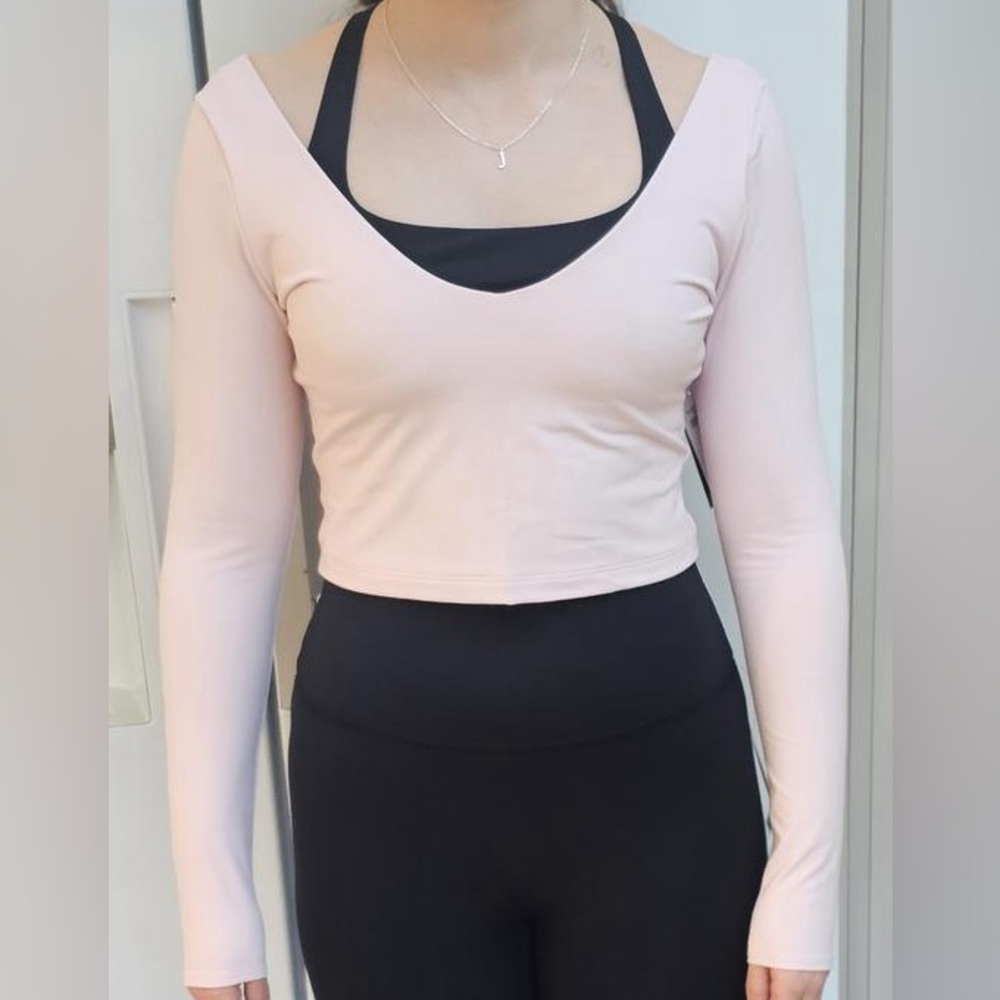 gilly hicks active boost layered top size XL